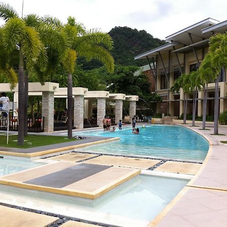 Pico Beach Front Condo 纳苏格布 外观 照片
